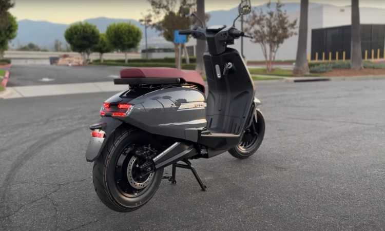 VLF Tennis Electric Scooter Specification