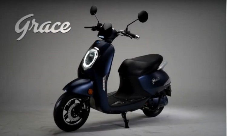 Poise Grace Electric Scooter Features And Looks